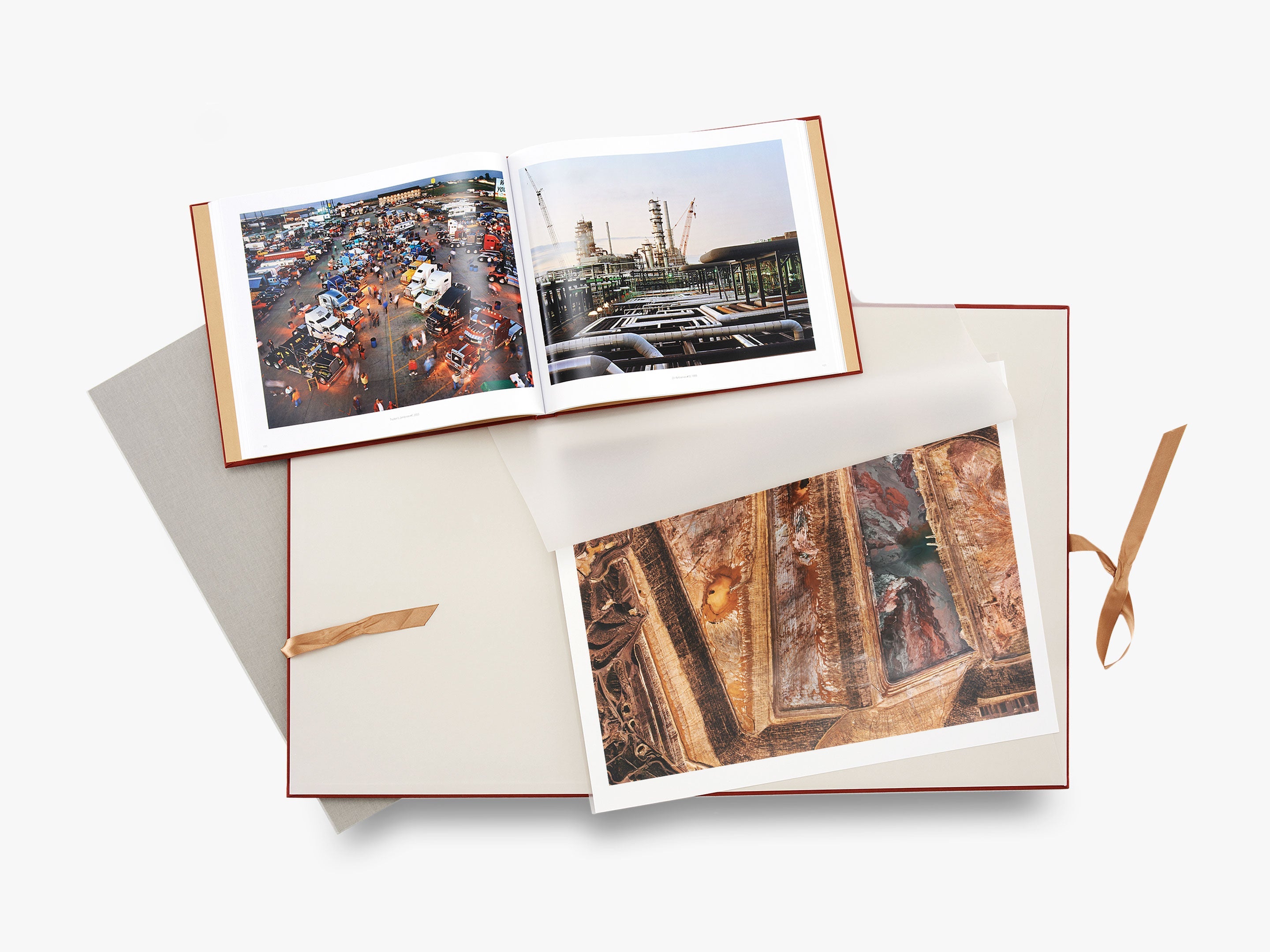 Signed & Collector's Editions