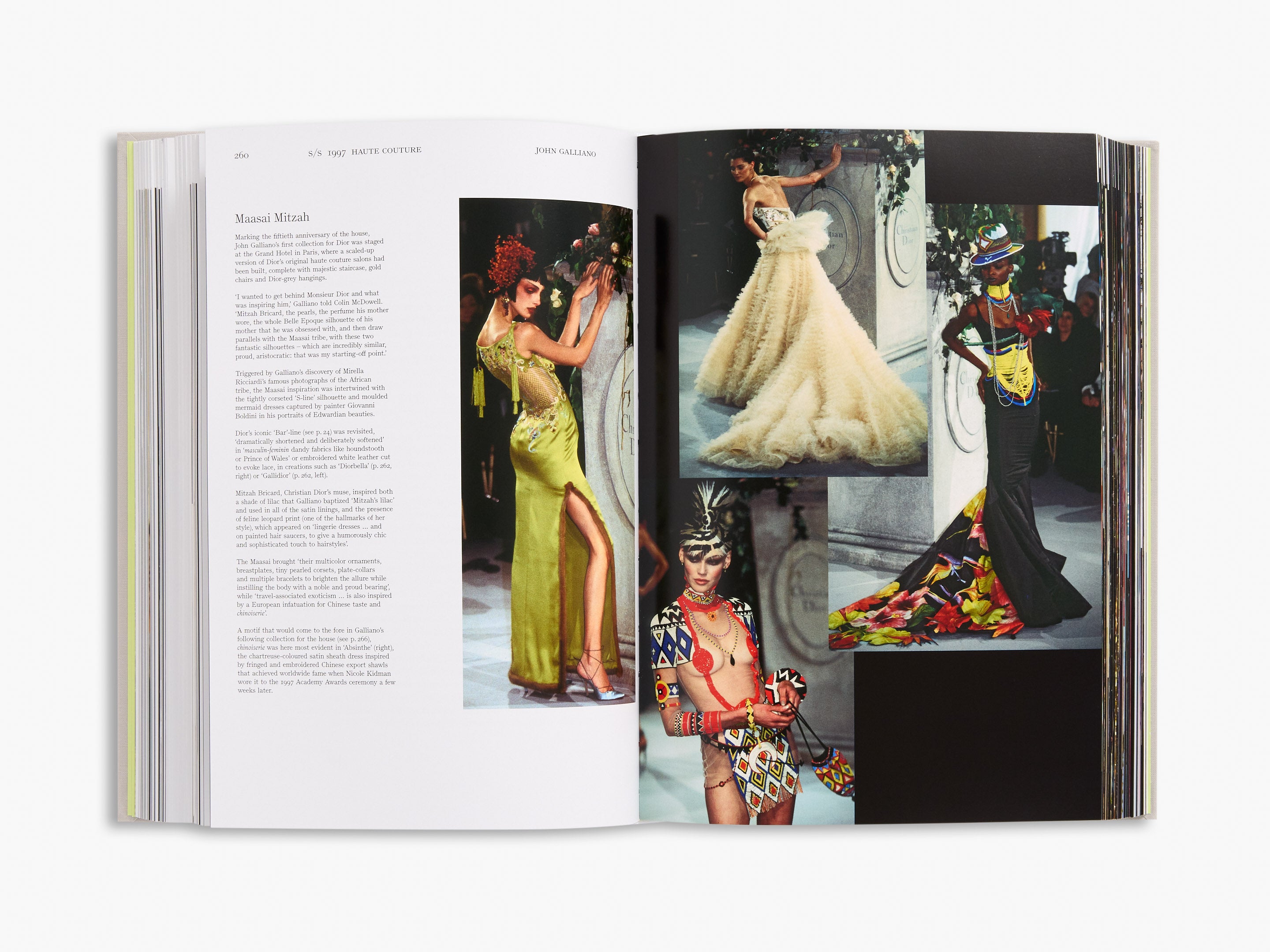 洋書 Dior CATWALK Dior Catwalk: The Complete Collections: FURY ALEXANDER/SABAT