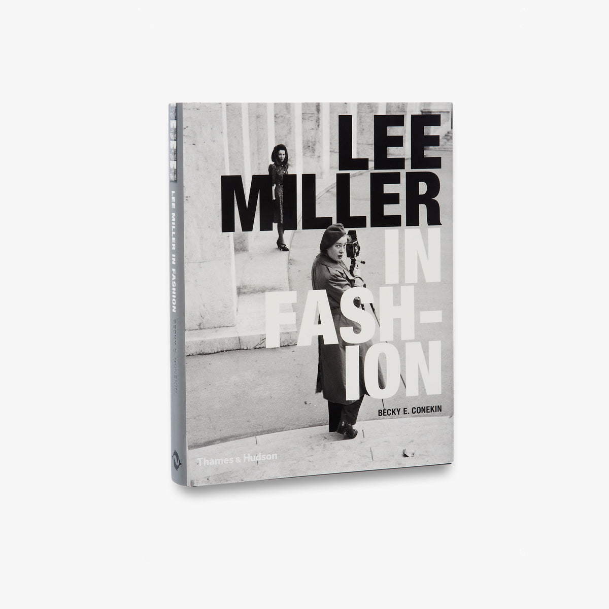 Lee Miller in Fashion