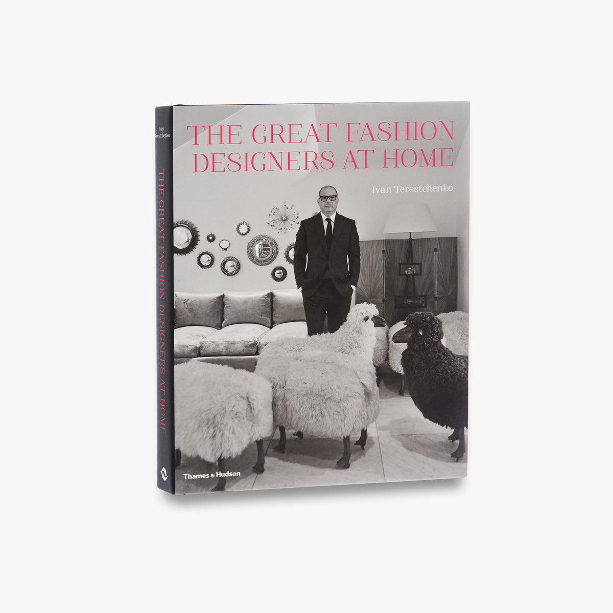 The Great Fashion Designers at Home
